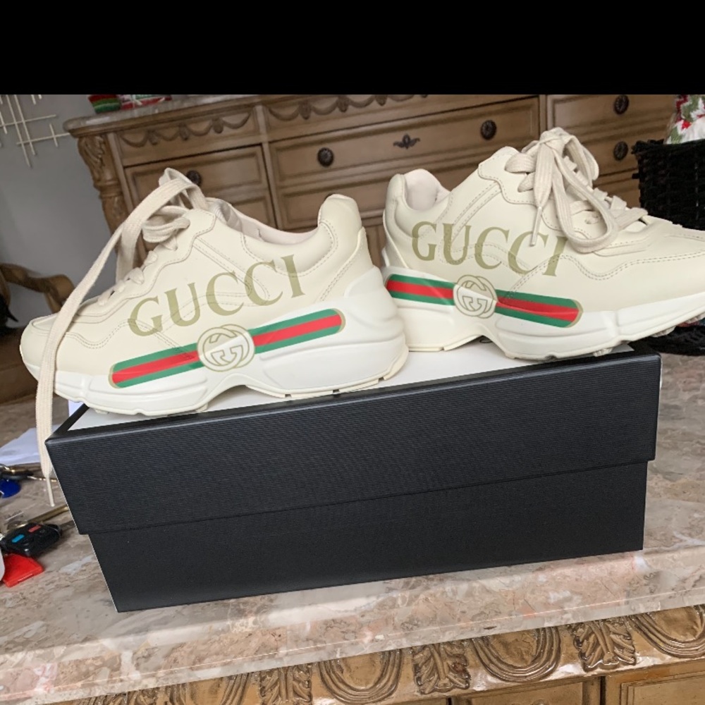 Authentic Children’s Gucci sneakers